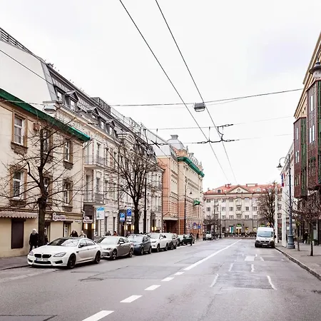 Aura Apartament 1 Bedr Apartman *